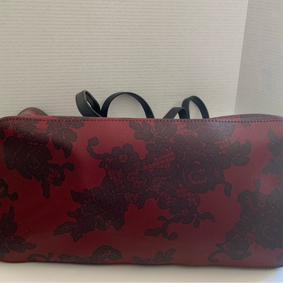 Michael Kors Cherry Lace Leather Purse - Picture 3 of 13